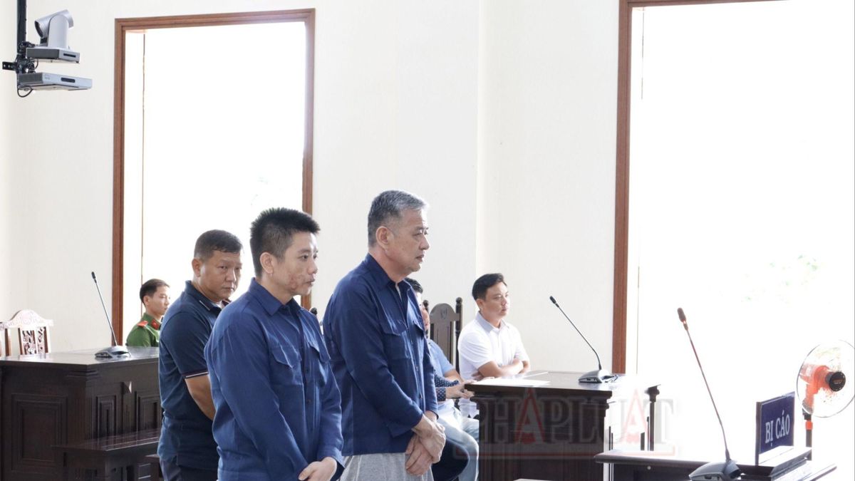 Cựu giám đốc chi nhánh ngân hàng bị đề nghị 20 năm tù vì nhận hối lộ tiền tỉ - Báo Pháp Luật TP.HCM