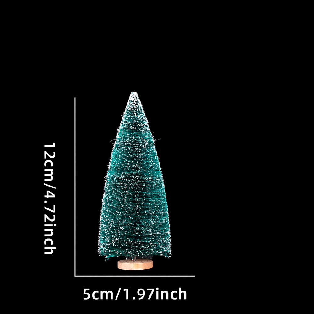 Mini-Weihnachtsbaum aus Kiefernnadeln, beschneit