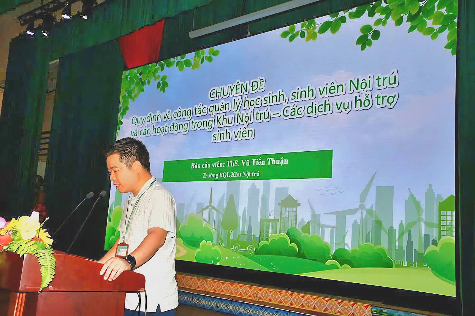 Trường Đại học Tây Bắc tổ chức chương trình tuần sinh hoạt công dân cho các tân sinh viên k66 đại học hệ Chính quy