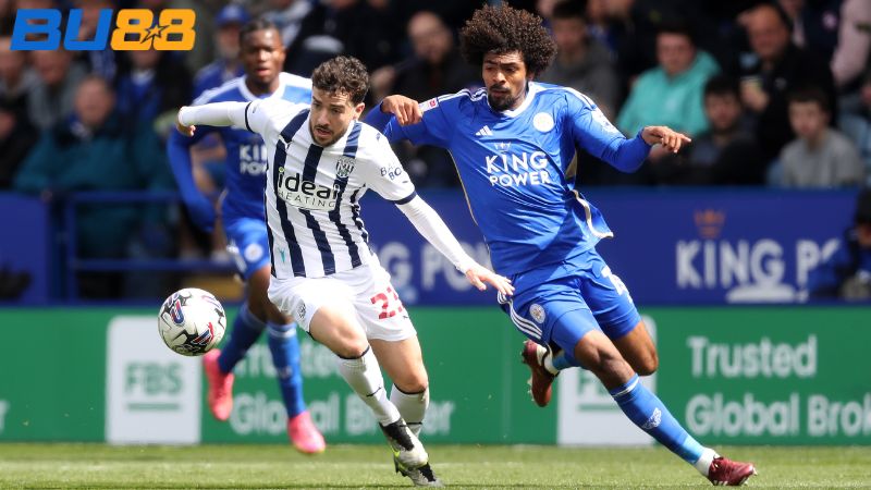 Lịch sử đối đầu giữa hai đội