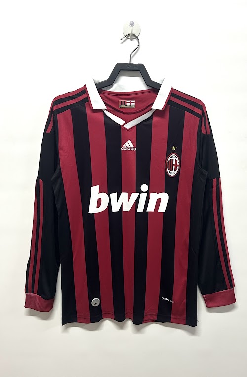 Camiseta de local del AC Milan 2009-10 de manga larga.jpeg