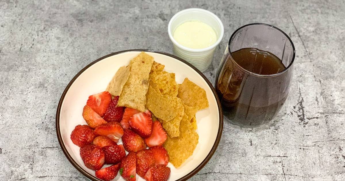 Giảm cân - eat clean - d1: Bánh tráng mắm ruốc + dâu tây : (380calo)