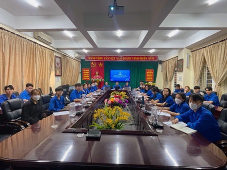 Đoàn Trường Đại học Tây Bắc tham gia Hội nghị nghiên cứu, học tập, quán triệt Nghị quyết Đại hội Đại biểu toàn quốc lần thứ XII, nhiệm kỳ 2022 - 2027