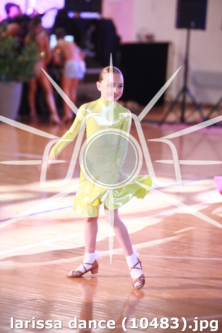 larissa dance (10483).jpg