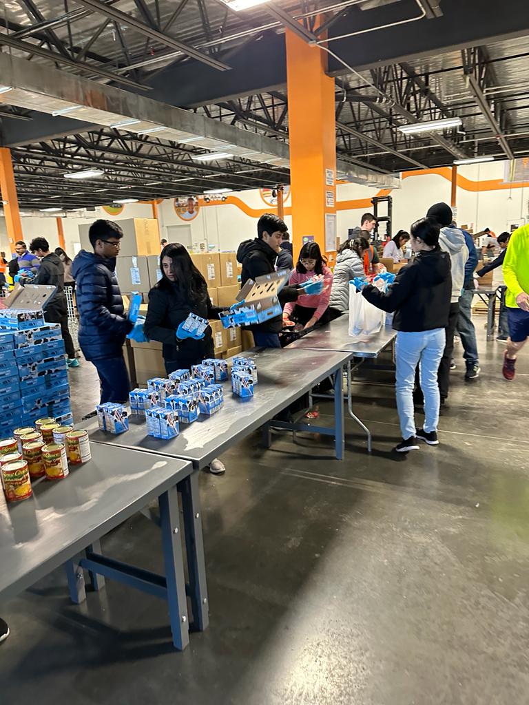 ITServe Dallas Chapter North Texas Food Bank Volunteer Activity