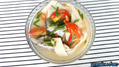Món ăn đã hoàn thành, các bạn cho ra tô rồi cho it hành lá, ớt cắt lát lên mặt là có thể dùng, ăn kèm cơm cá kho tuyệt vời. Chúc các bạn thành công - HANG CAN COOK.