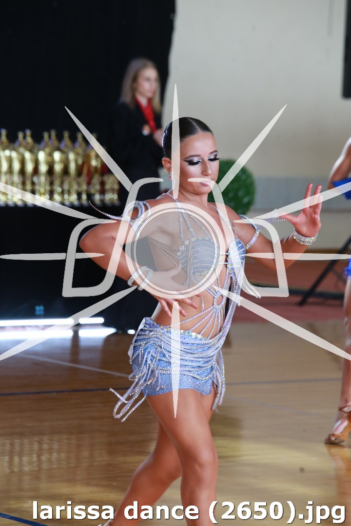 larissa dance (2650).jpg