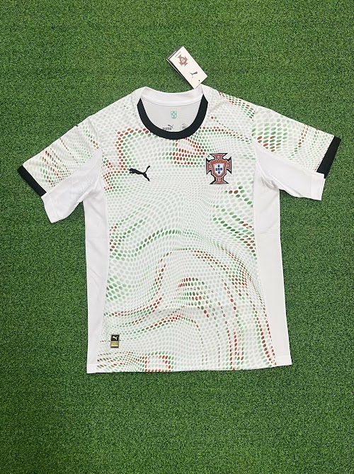 25-26 Portugal Visitante.jpeg