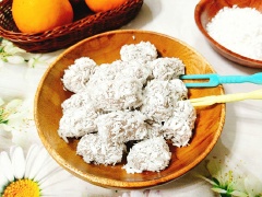 Những viên bánh dẻo thơm ngọt ngào là thức quà chiều cực hấp dẫn đấy. Thưởng thức miếng bánh khoai môn dẻo với hương vị ngọt bùi, thơm thơm dẻo dai khiến bạn ăn một lần là nhớ mãi. Vào bếp làm ngay thôi để cảm nhận hương vị độc đáo của món ăn này xem sao nhé.