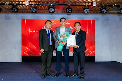 BinhPhoto-4820.jpg