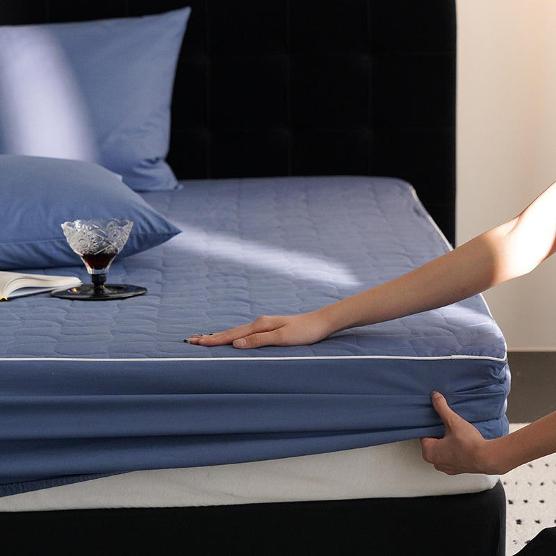 Waterproof cotton mattress protector, quilted