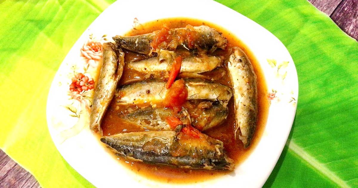 Cá nục kho rục (cá hộp)