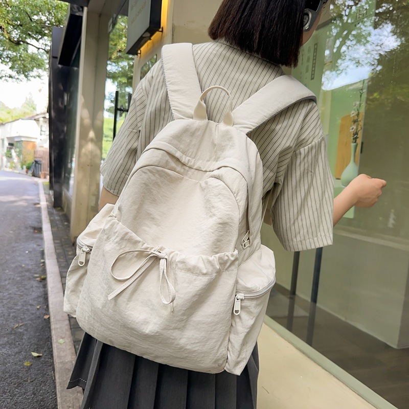Light Nylon Backpack, 20–35 L