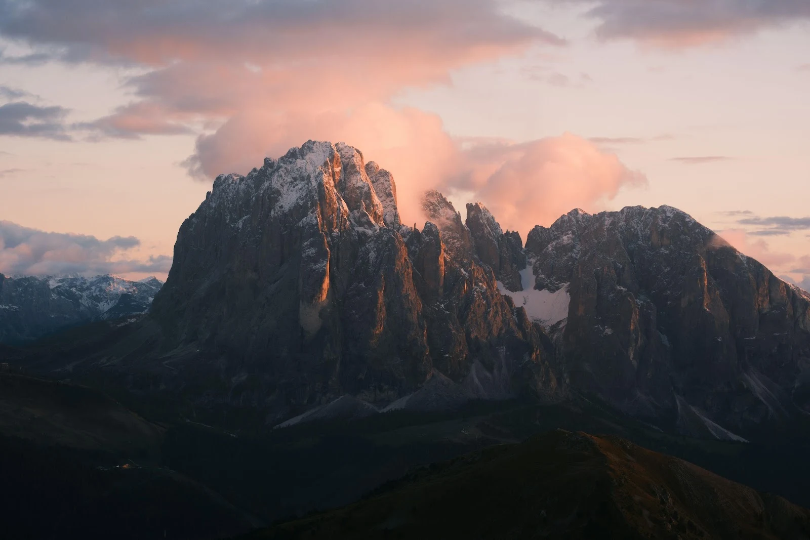 Sassolungo Mountain Range at Sunset - Nature Photography 4K Wallpaper (5000x3333)