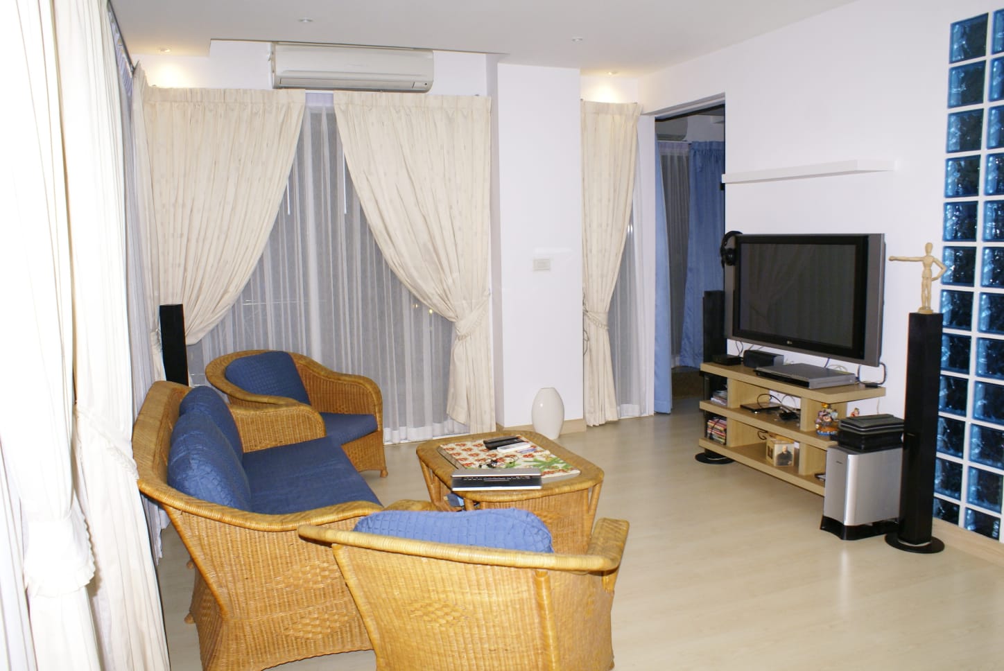Grand Caribbean G - 1 Bed, Floor 14 6