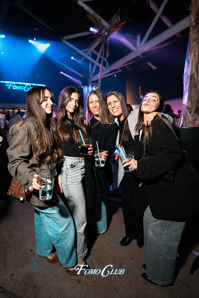 Fomo Club (8).jpg
