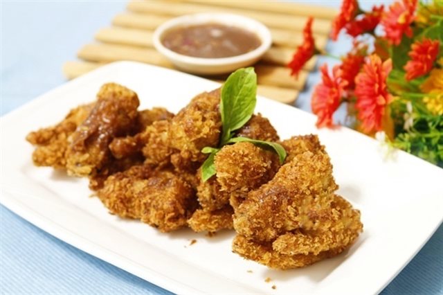 Chân Gà Chiên Xù Sốt Me