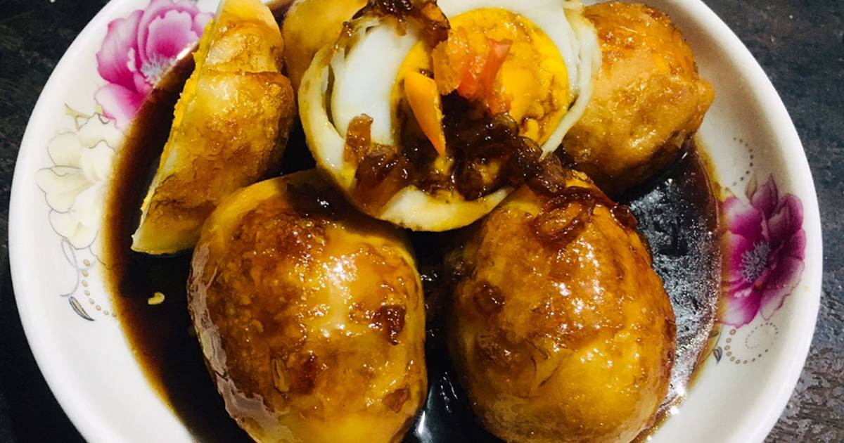 Trứng kho xá xị