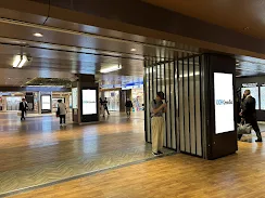 新宿　新宿サブナードビジョン