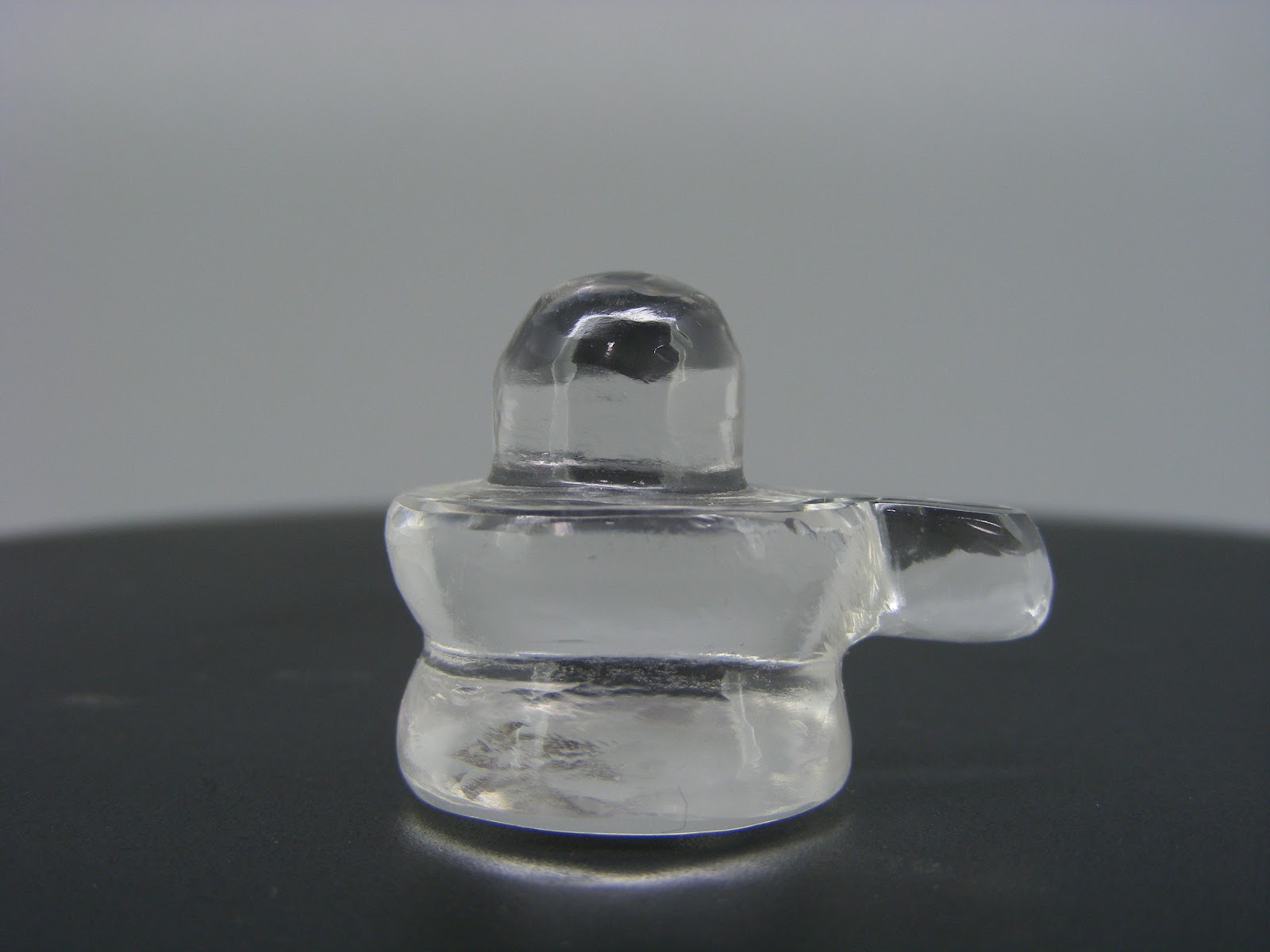 Sphatik Shivling 17.99 gm