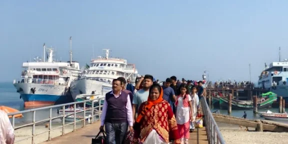 কাল থেকে সেন্টমার্টিনে পর্যটক যাতায়াত বন্ধ, ৯ মাসের অনিশ্চয়তায় দ্বীপবাসী