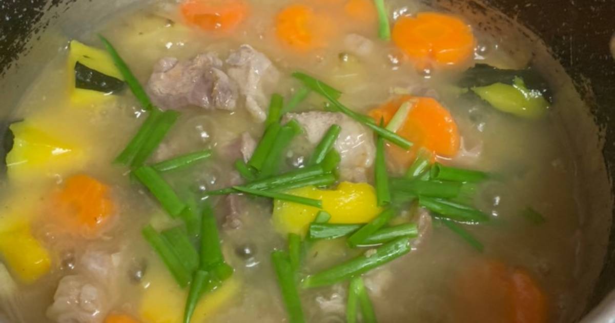Thịt bắp hầm rau củ