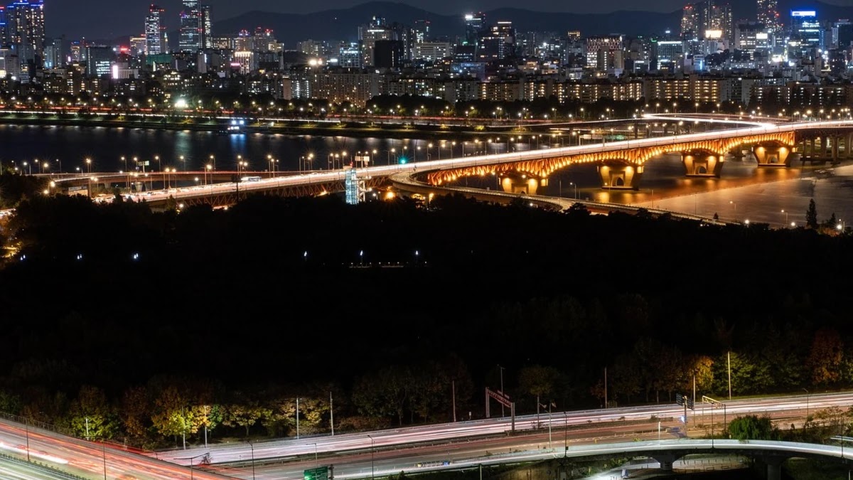 한국은행 기준금리 결정 과정과 경제 전반에 미치는 영향