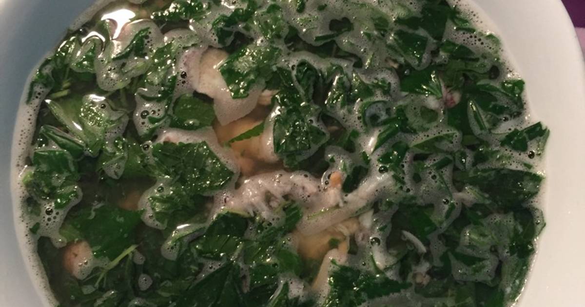 Bề bề nấu canh rau đay