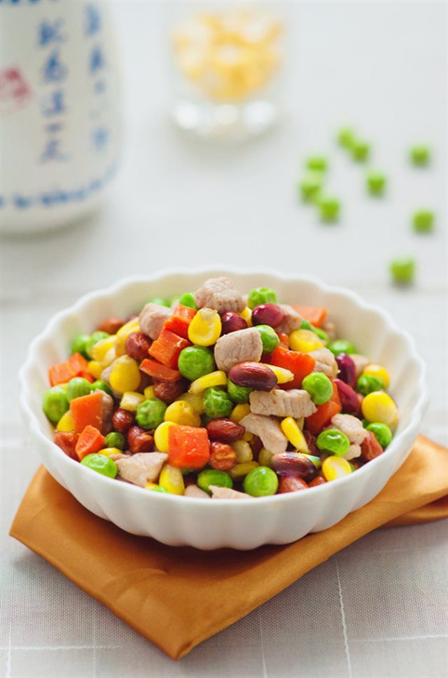 Thịt Heo Xào Rau Củ
