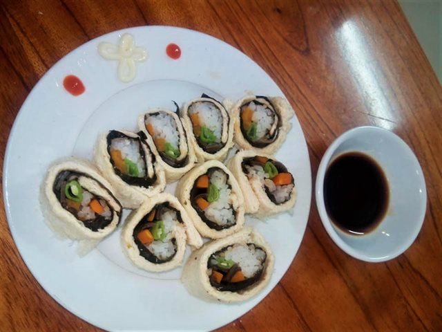 Sandwich Cuộn Kimbap Chay