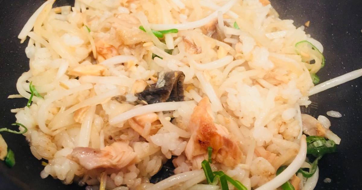 Cơm chiên cá vét chảo