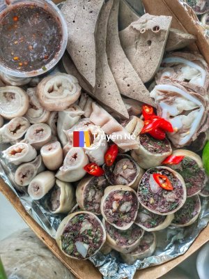 Cô Nha Hoàn Và Giấc Mơ Tự Do