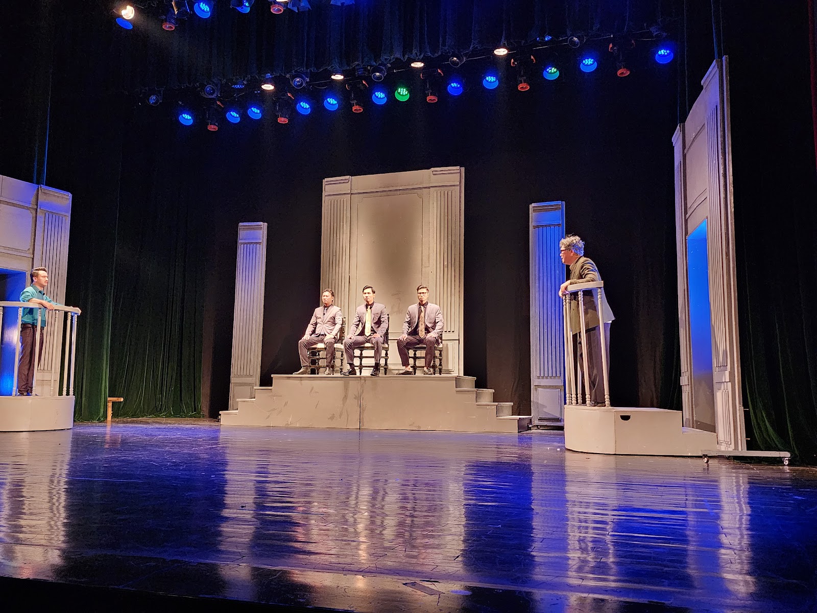 Nhà hát tuổi trẻ Việt Nam