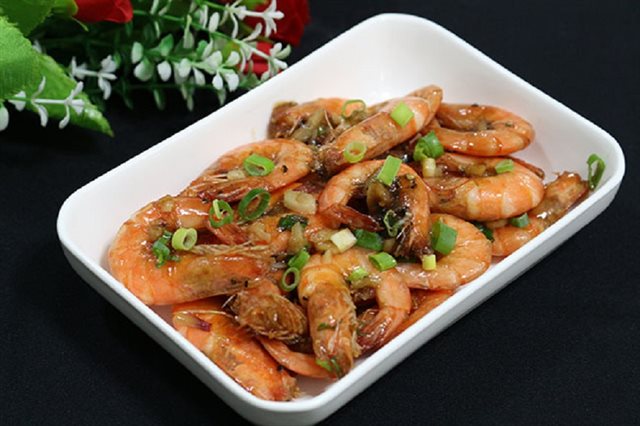 Tôm Sốt Me Chua Ngọt Ngon Cơm