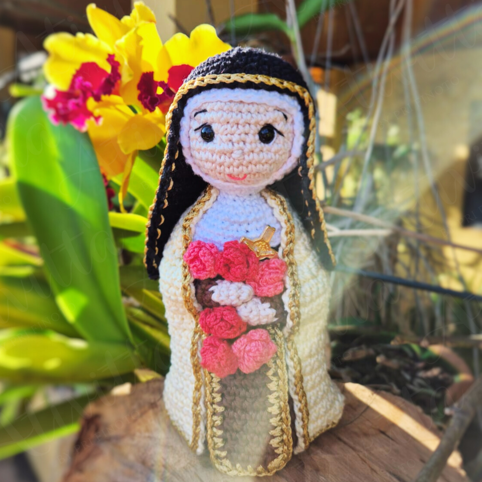 Santa Terezinha em Crochê