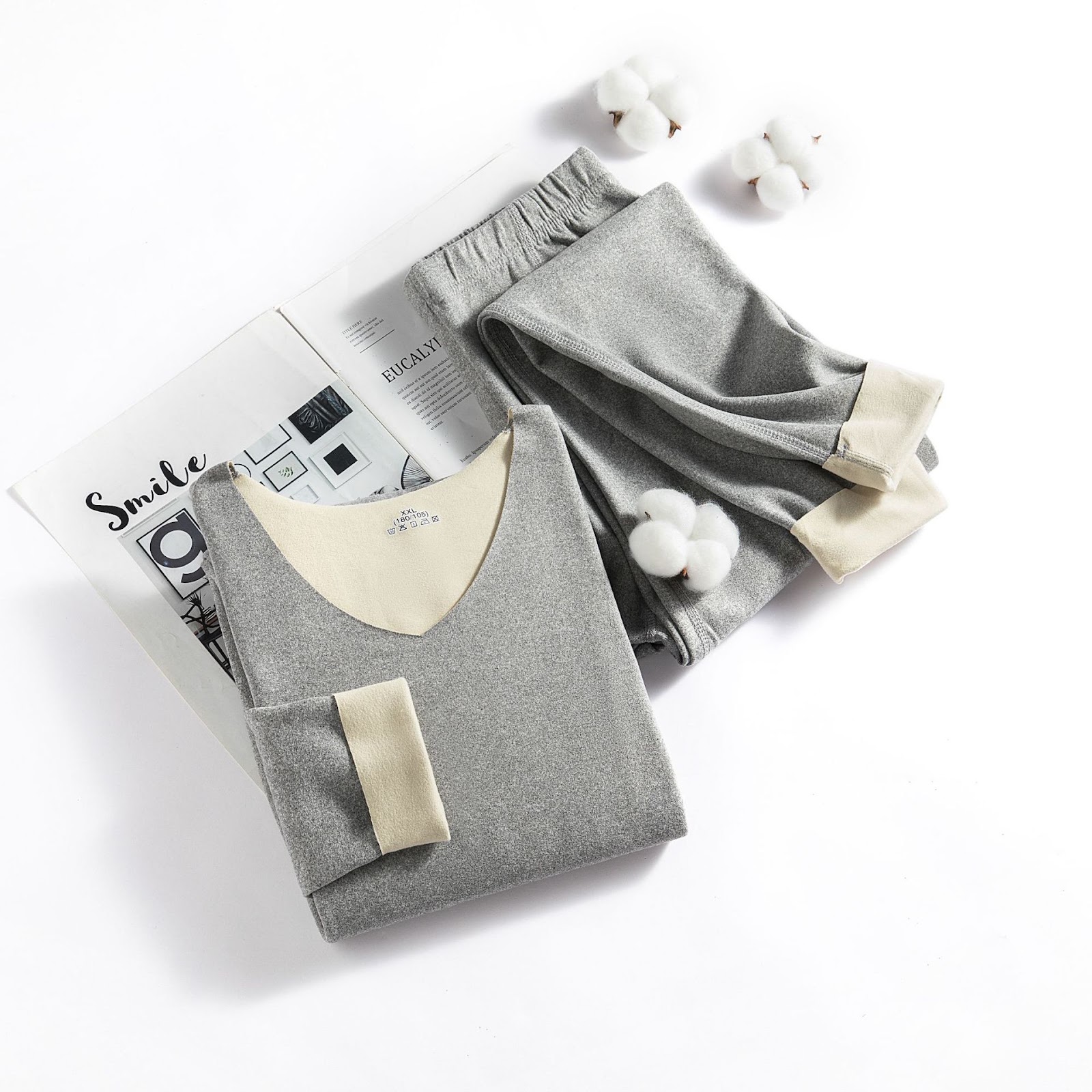 Elastic thermal underwear set with V-neck