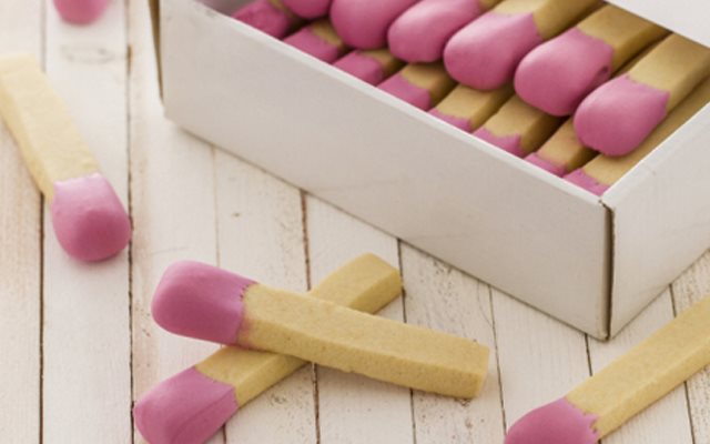Bánh Cookies Hình Que Diêm