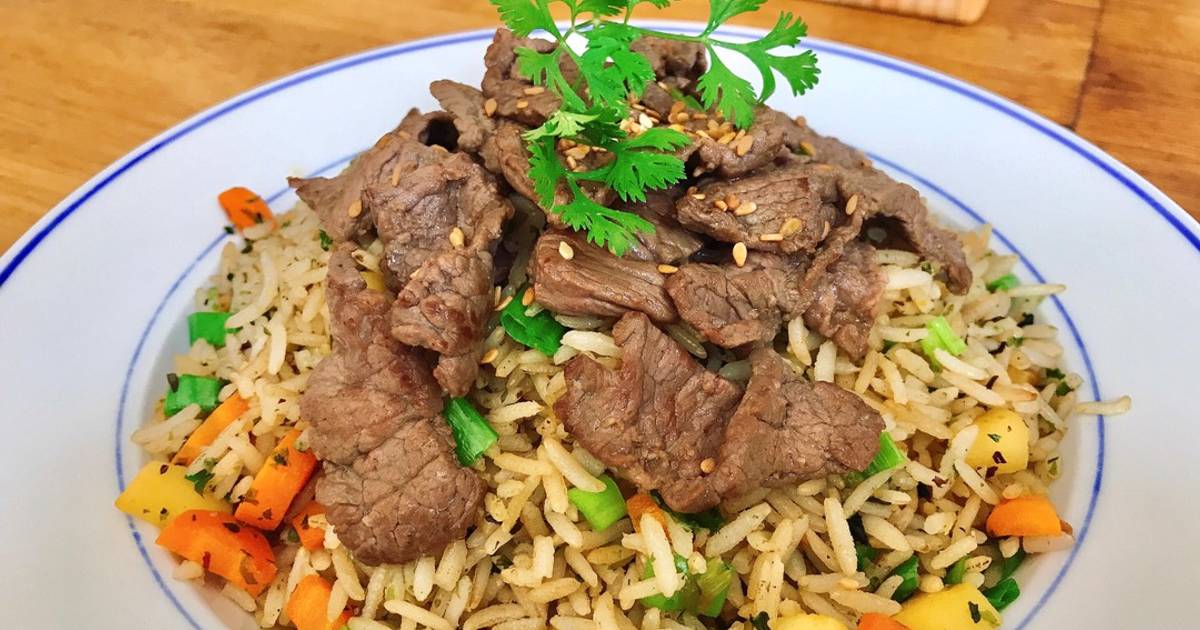 Cơm Chiên Bò, Táo và Cà Rốt