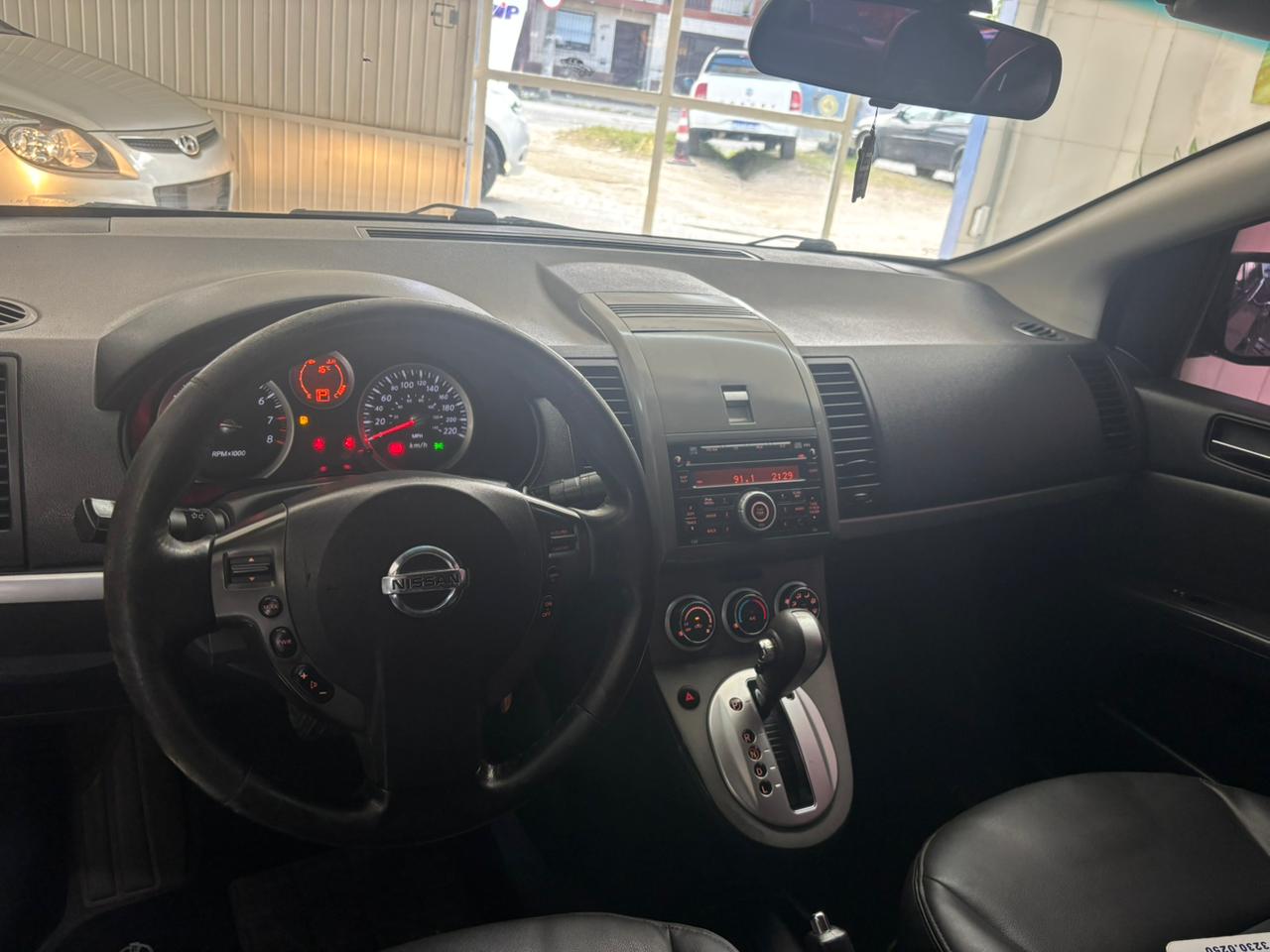 Nissan Sentra - Foto 4