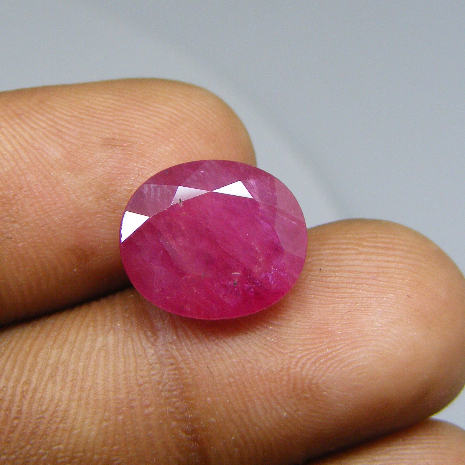 Natural Mozambique Ruby 8 cts