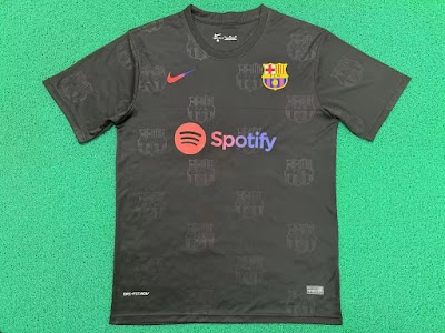 25-26 FC Barcelona Edición Especial 2.jpg