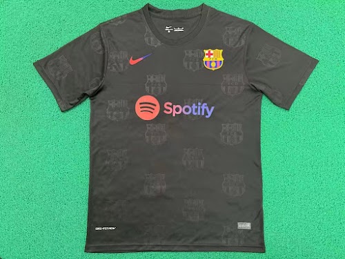 25-26 FC Barcelona Edición Especial 2.jpg