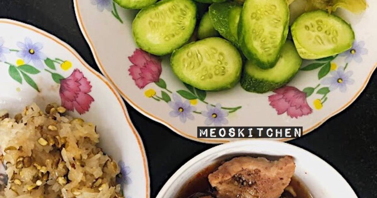 Xôi thịt kho trứng