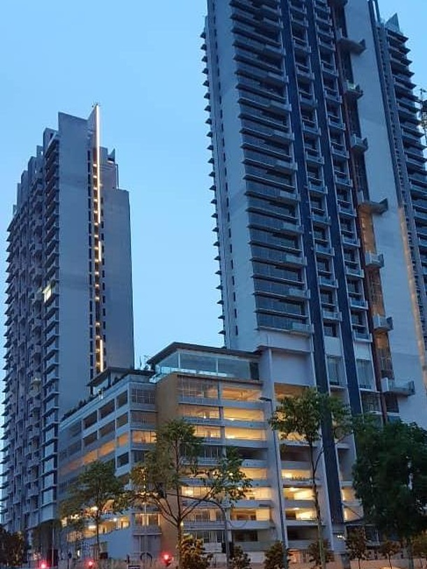 Grand Medini — foto