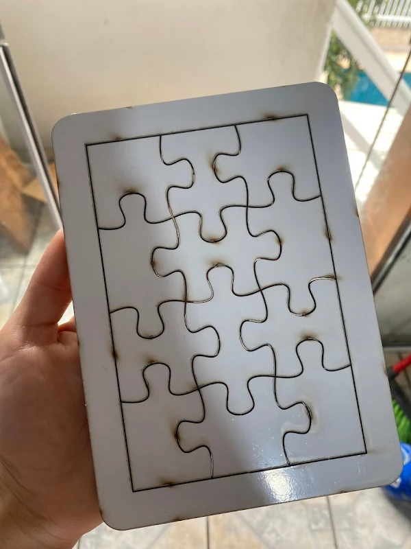Quebra-cabeça 18cm x 14cm