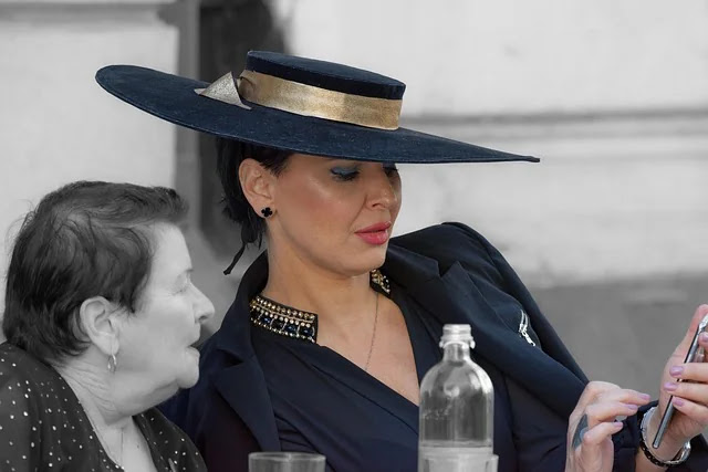 부모님 건강 체크리스트, 어떤 항목이 필수일까?