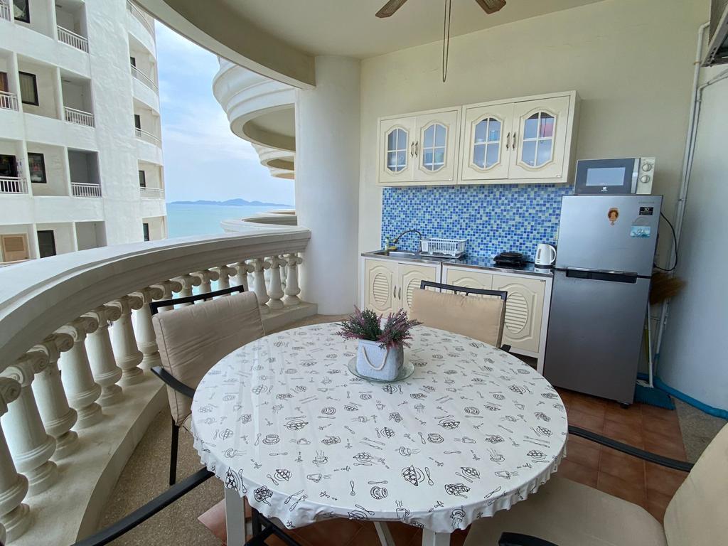 The Vision - 2 Bed, Floor 17 4