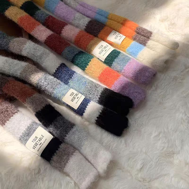 Slim scarf with color stripes, 170x10cm
