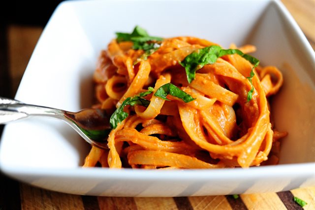 Pasta Kem Cà Chua