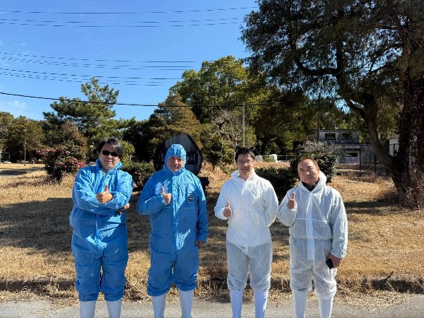 台湾・日本からの教授陣、住吉フィールドで先進的な牛モニタリングシステムを視察